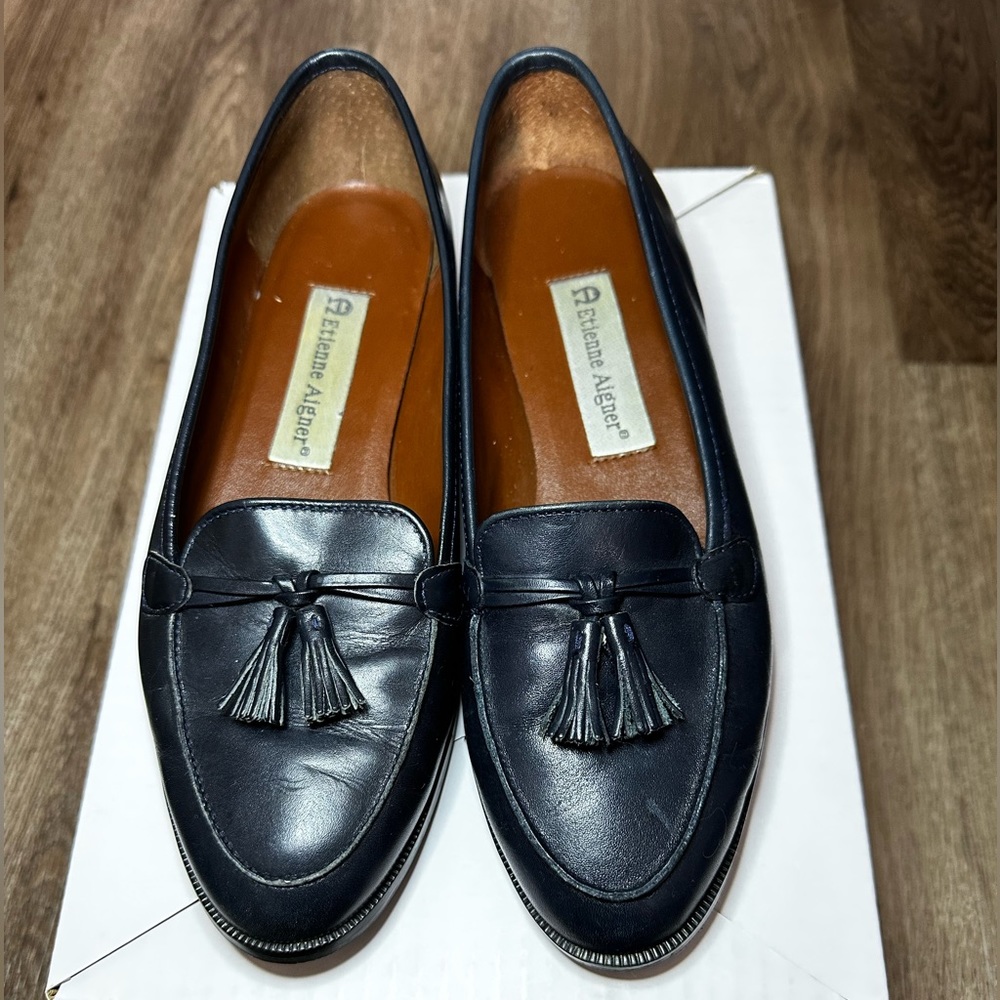 Etienne Aigner Vintage American Women’s Navy Loafers, Business Leather Size 6.5M